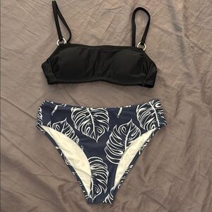 Cupshe Black and Navy/White  Bikini Set